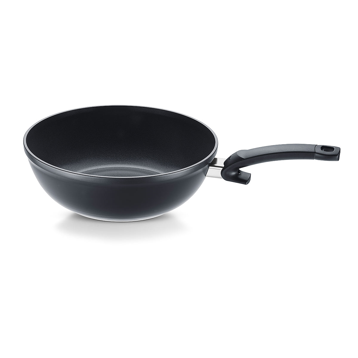 Fissler Ceratal® Wok Orbit Black: deep, black, ceramic-coated wok with ergonomic handle - timeless German design on a white background.