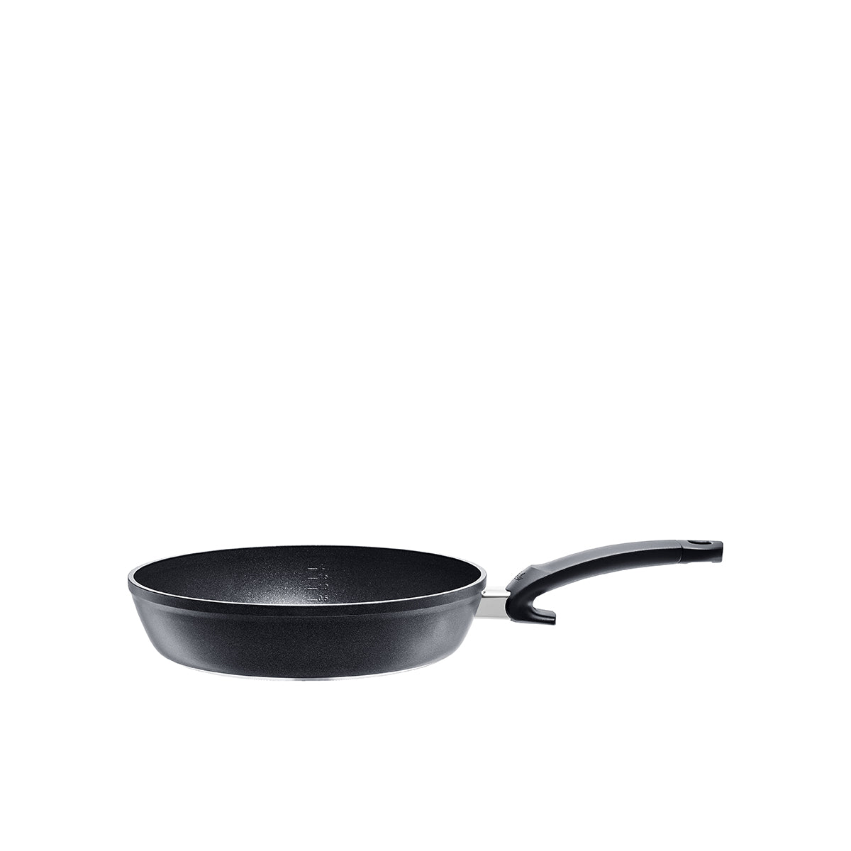 Experience the heritage of Fissler: Levital®+ Comfort Frying Pan, black Non-Stick Coating, curved handle. Precision made in Germany since 1845.
