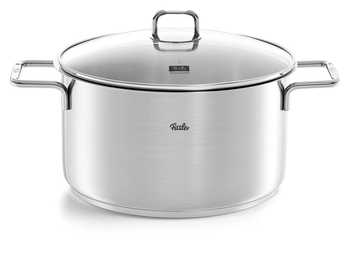 Fissler SatiTherm 5-teiliges Topfset aus Edelstahl mit Glasdeckeln, seitlichen Griffen und sichtbarem Logo. Induktionsgeeignet. Hergestellt in Deutschland.