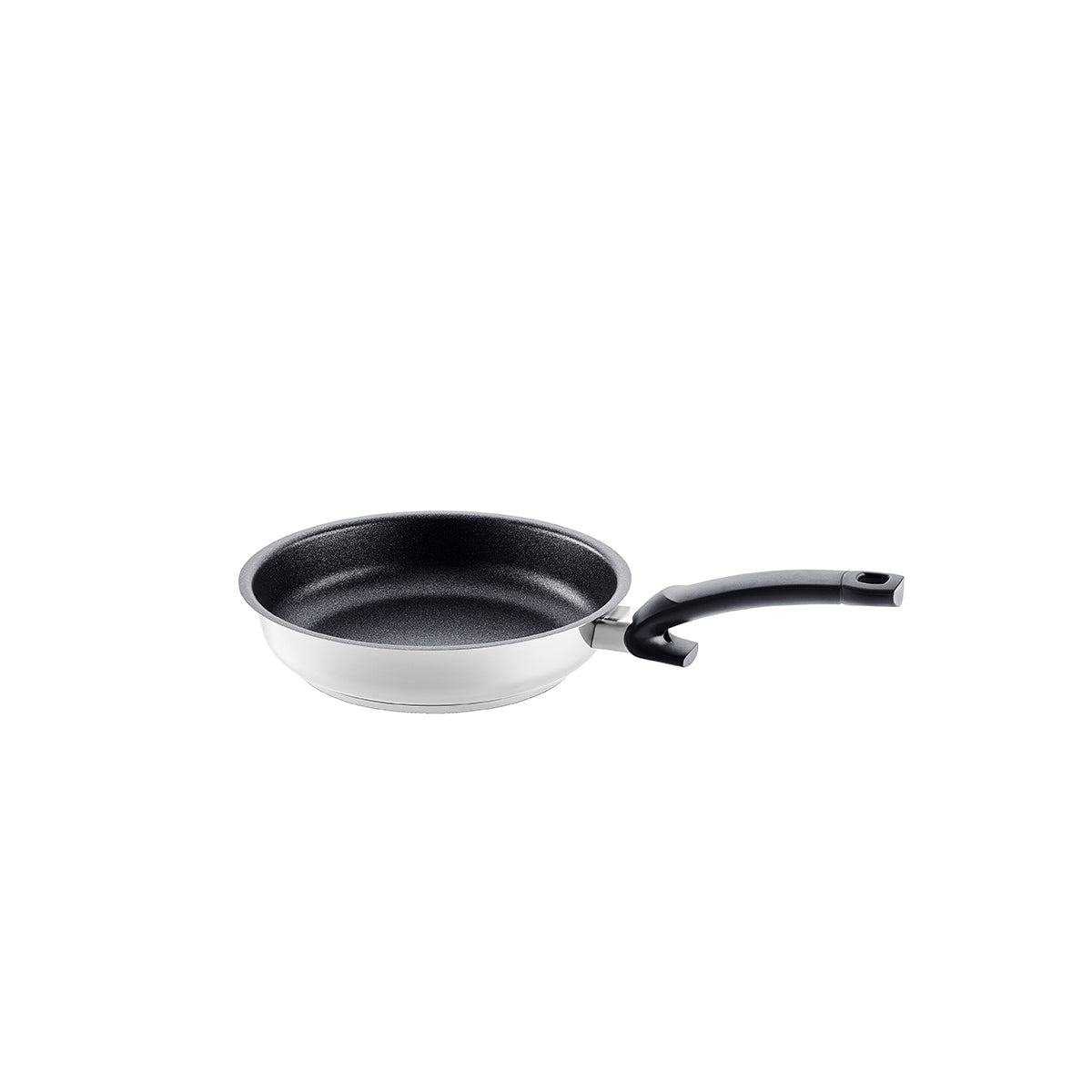 Fissler Adamant® Premium Pfanne mit langlebiger Antihaftbeschichtung, schwarzer Innenseite, silberner Außenseite und geschwungenem Griff - Präzision "Made in Germany".