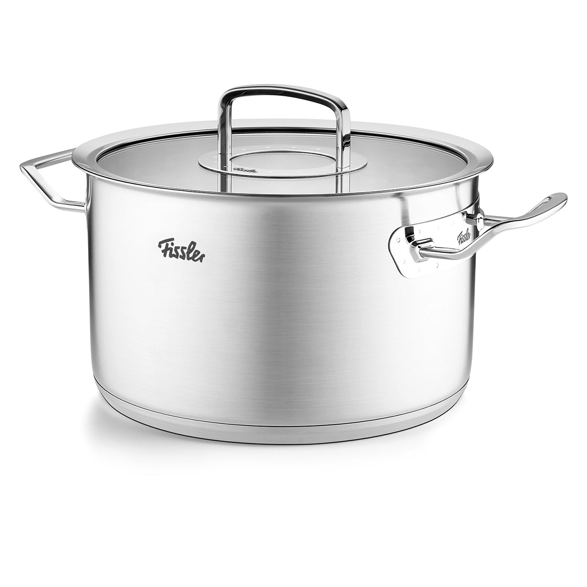 Fissler Original-Profi Collection® Edelstahltopf mit Glasdeckel und Metallgriffen, induktionsgeeignet, auf weißem Grund.