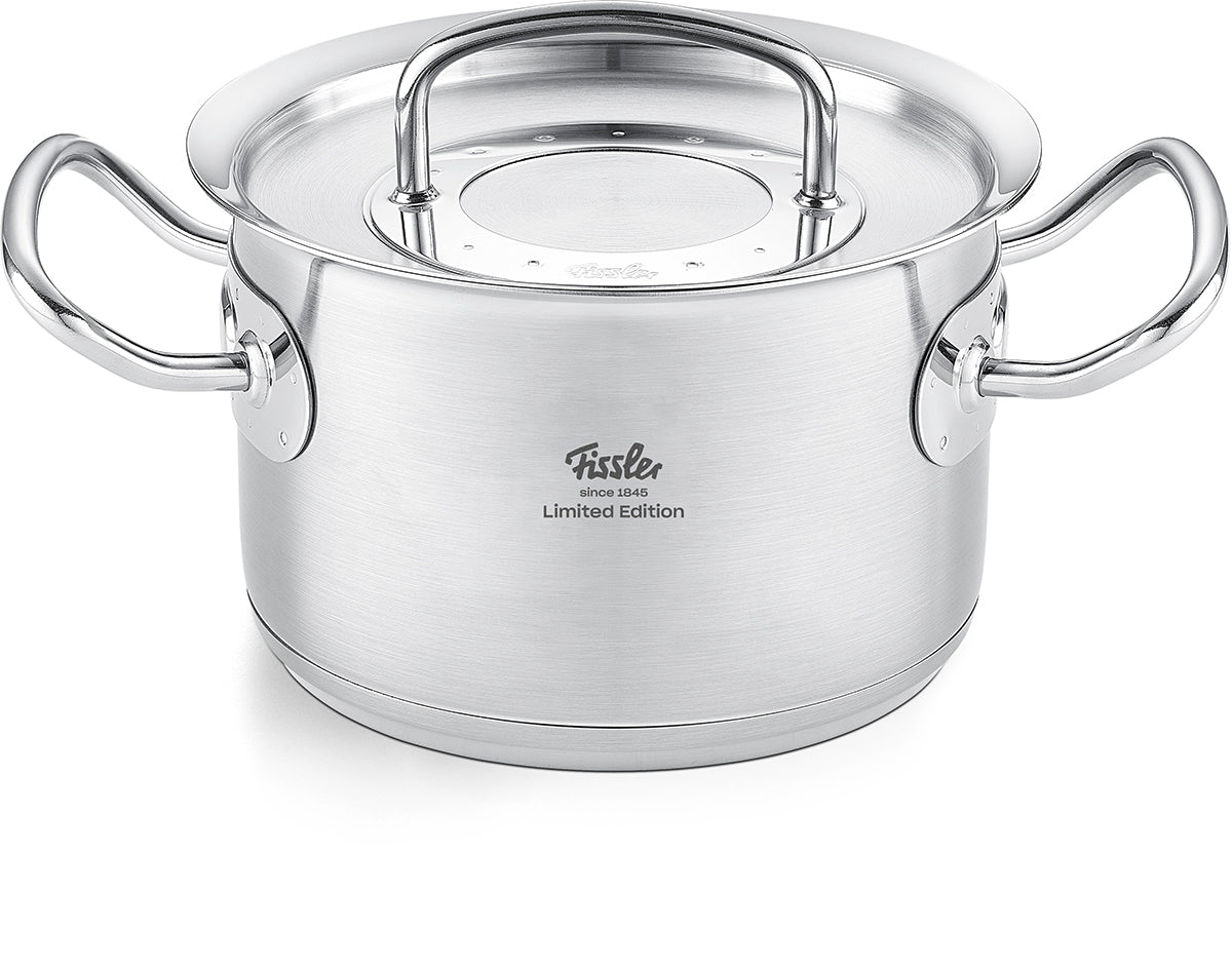 Fissler Original-Profi Collection® Retro 5-tlg. Topfset: Edelstahl poliert, Metalldeckel, zwei Griffe. Zeitloses deutsches Design.